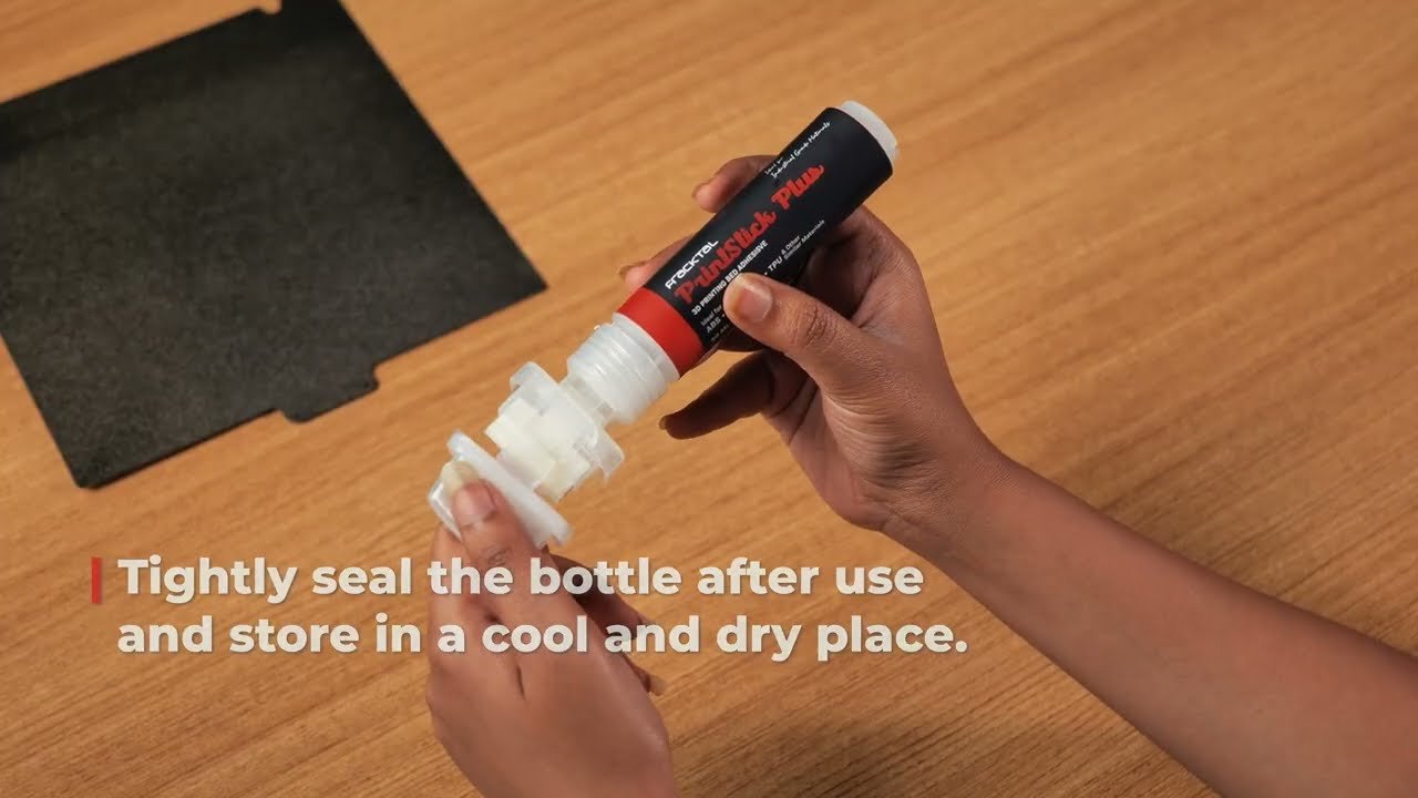 Applying PrintStick bed adhesive to a 3D printer build plate